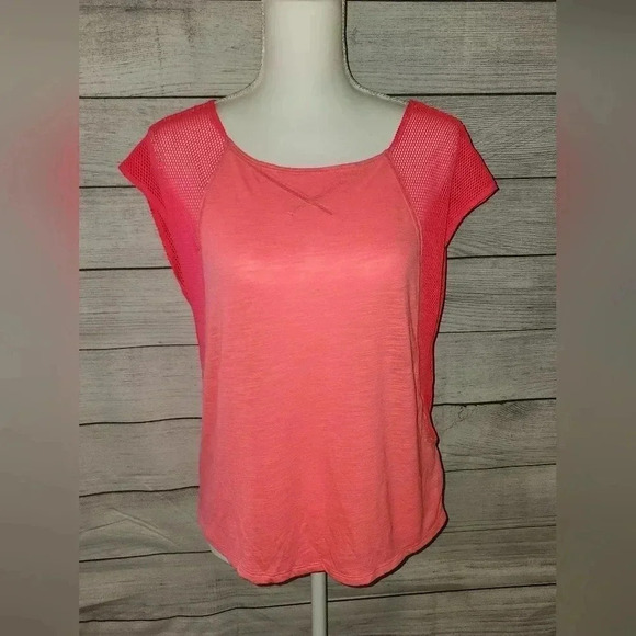 American Eagle Outfitters Tops - American Eagle Athletic Tee With Mesh Inserts Size Medium